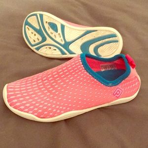 Water shoes